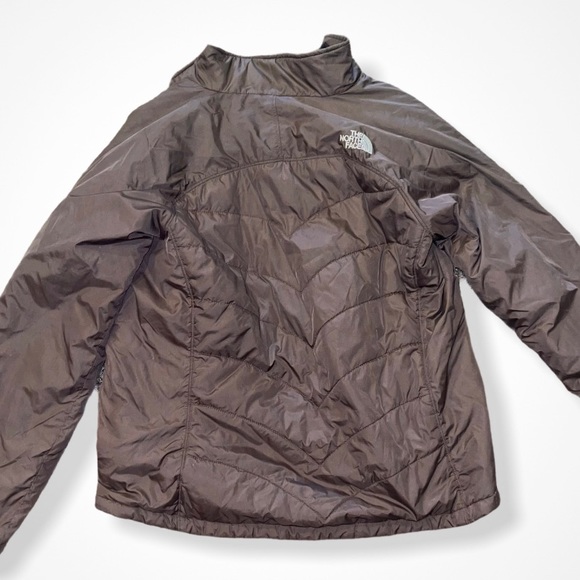 North Face | Women’s Primaloft Jacket - Picture 2 of 6